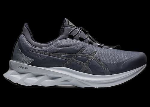 ASICS Novablast Metropolis