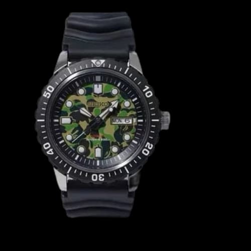 BAPE X SEIKO MECHANICAL DIVERS WATCH Crossover