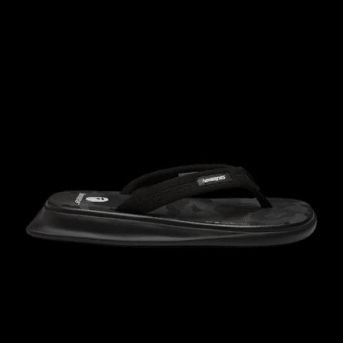 BAPE x Havaianas Tradi Zori Flip Flops 'Black Camo'