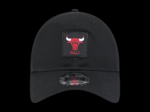 NBA Chicago Bulls New Era Victory Grove Patch 9Twenty Adjustable Hat Black