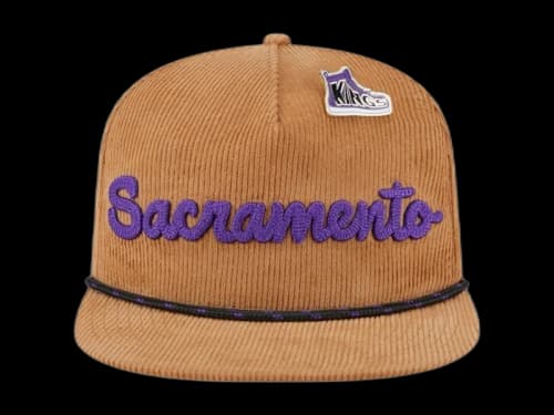 NBA Sacramento Kings New Era Victory Grove Corduroy Sneaker Pin Golfer Snapback Hat Tan