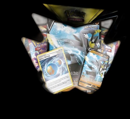 Pokémon TCG Rapid Strike Urshifu V Box