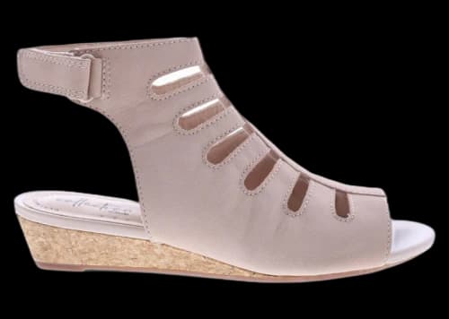 Clarks Abigail Sing Blush Nubuck (Women's)