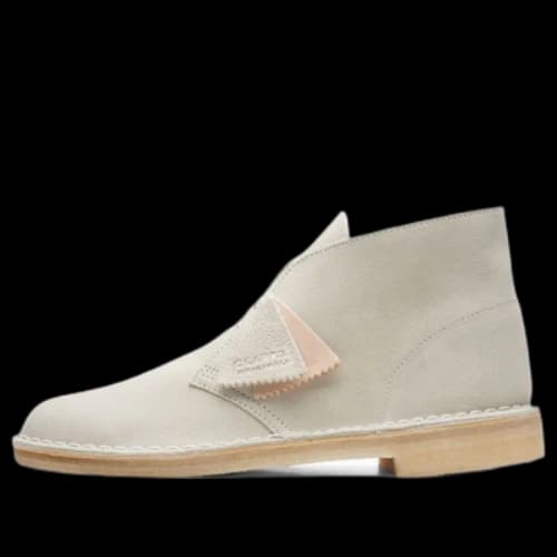 Clarks Desert Boots 'Off White Suede'