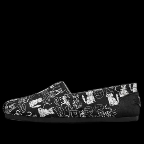Skechers Bob s Plush Slip-on Shoes Black/White (Women's)