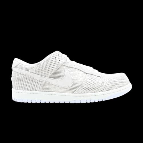 Nike Dunk Low Premium