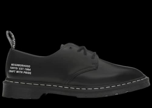 Dr. Martens Smiths NEIGHBORHOOD Black