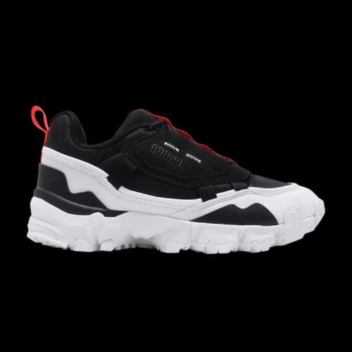Puma Trailfox Overland MTS 'Pink Alert'