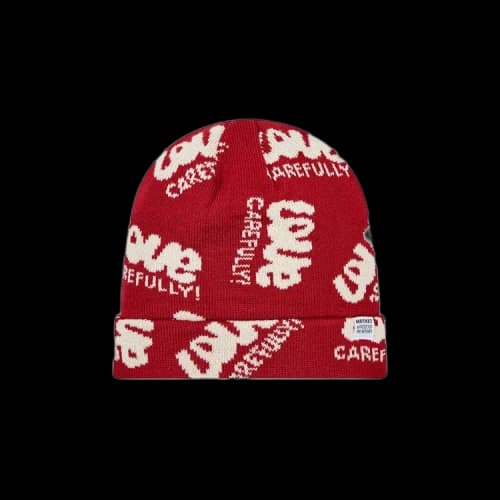 Market Love Carefully Beanie 'Cranberry'
