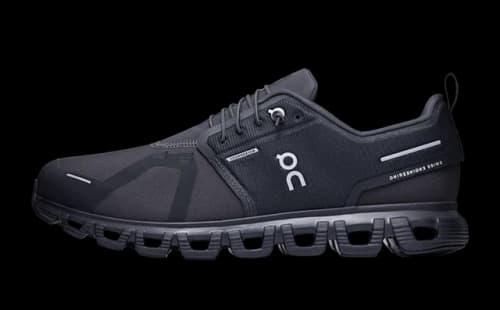 On Running Cloud 6 Waterproof All Black