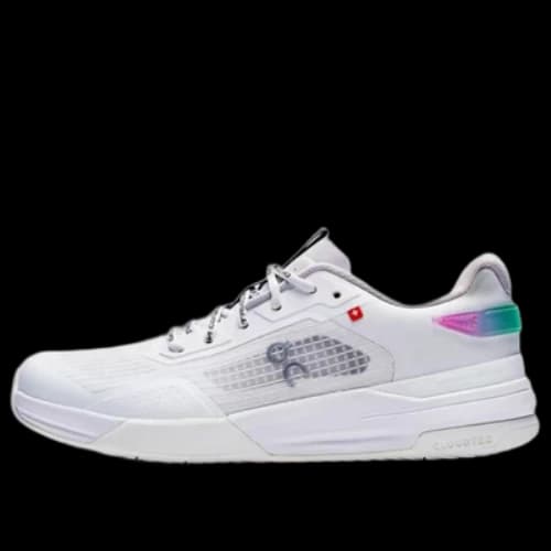 On Running The Roger Advantage Z5 'White Ivory' (Women's)