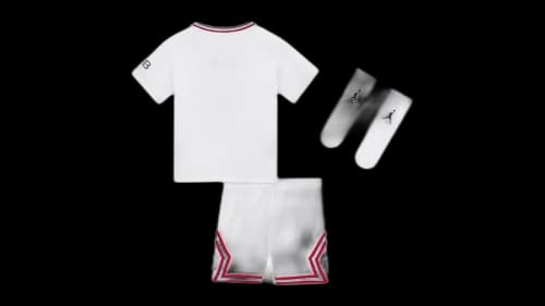 Jordan Paris Saint-Germain Jordan Brand Infant 2022/23 Fourth Stadium Kit Set White