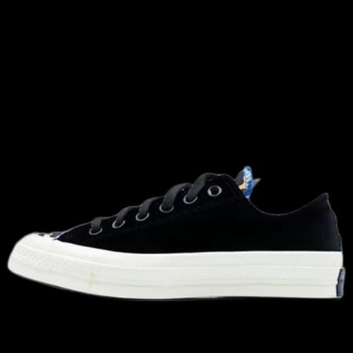 Converse Chuck Taylor All Star Canvas Shoes Black/White (Women's)