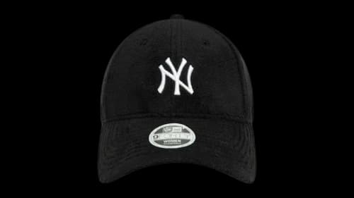 New Era Womens Cosy New York Yankees 9FORTY Cap (SS25) Black