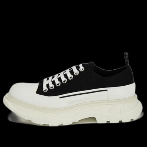 Alexander McQueen Tread Slick Low Lace Up 'Black White' (Women's)