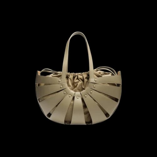 Bottega Veneta The Shell Bag 'Taupe/Gold'