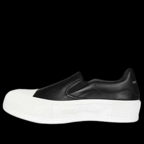 Alexander McQueen Deck Skate Plimsoll 'Black White' (Women's)