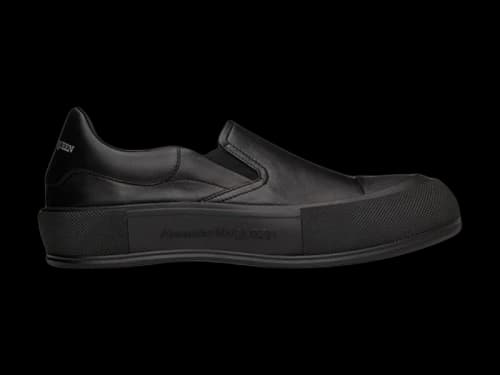 Alexander McQueen Deck Skate Plimsoll Slip-On Triple Black