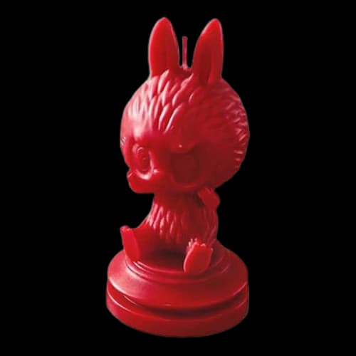 Pop Mart The Monsters Labubu Let's Checkmate Scented Candle 'Queen'