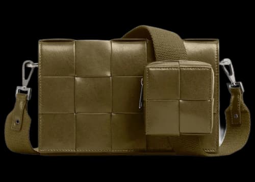 Bottega Veneta Medium Cassette with Versatile Strap Intreccio Mud