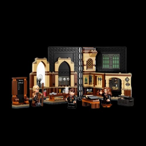 LEGO Harry Potter Hogwarts Moment: Defence Class Set 76397