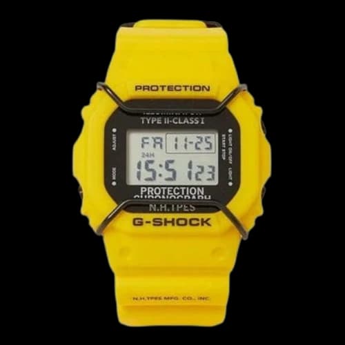 Casio G-SHOCK digital 'Yellow'