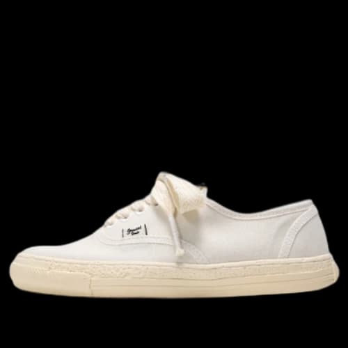 Maison MIHARA YASUHIRO PAST Sole 5 - Hole Low-top Sneaker 'White'
