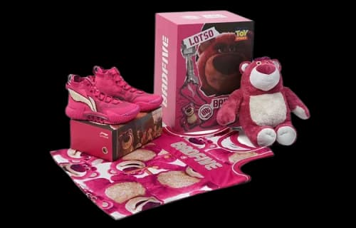 Li-Ning x Toy Story BadFive 2 'Lotso Strawberry Bear Special Box'