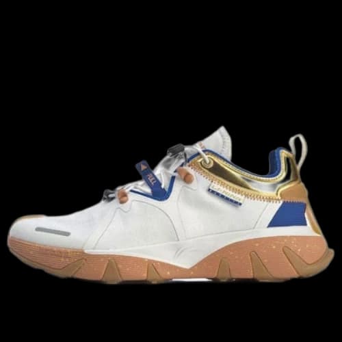 Li-Ning Badfive