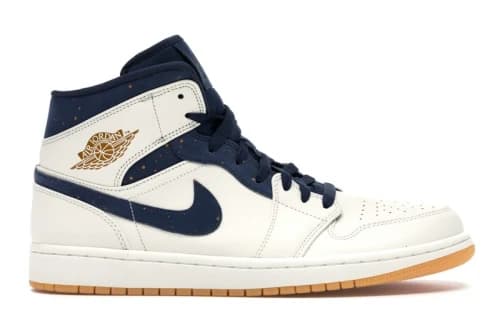 Jordan 1 Retro Mid Jeter