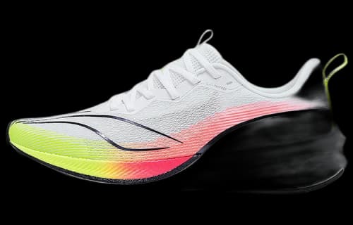 Li-Ning Dark Horse 6 'White Light Yellow'
