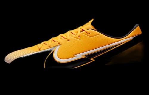 Nike Mercurial Vapor 13 Academy IC Indoor Court 'Black Yellow'