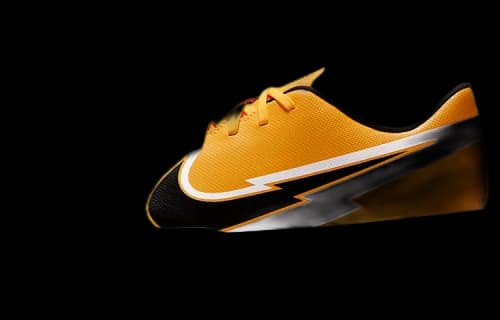 Nike Mercurial Vapor 13 Club IC Indoor Court 'Black Yellow'