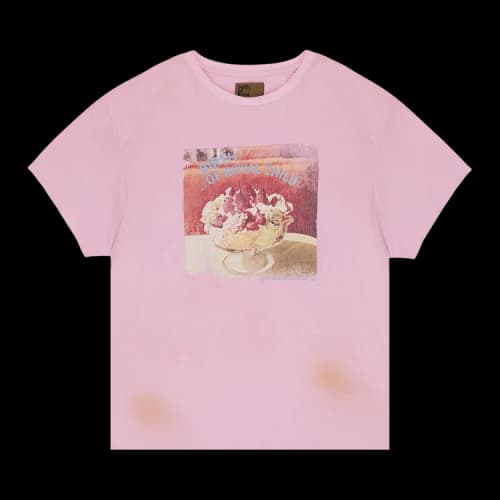 Birth Of Royal Child Berry Is On Top T-Shirt 'Pink'