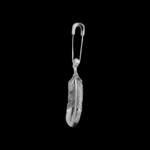 Ambush Feather Charm Earring 'Silver'