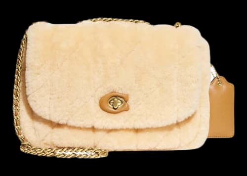 Coach Shoulder Bag in Shearling with Quilting Pillow Madison Natural