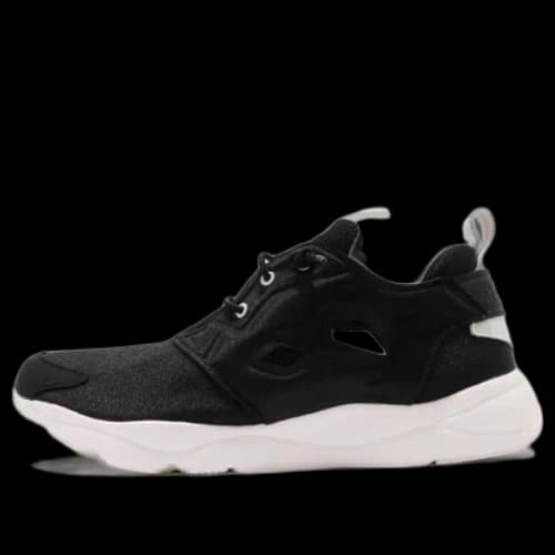 Reebok Furylite Cozy Wear-Resistant Black