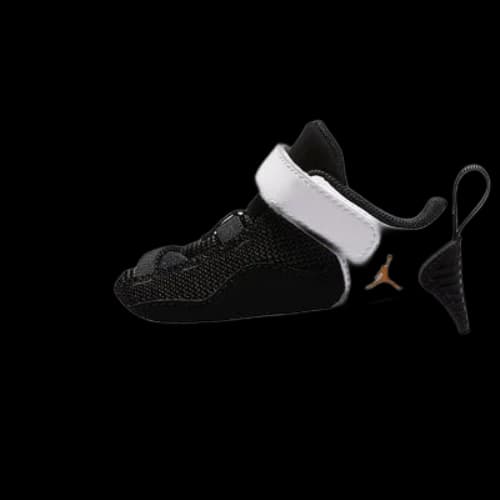 (TD) Air Jordan Max Aura 2 'White Black'