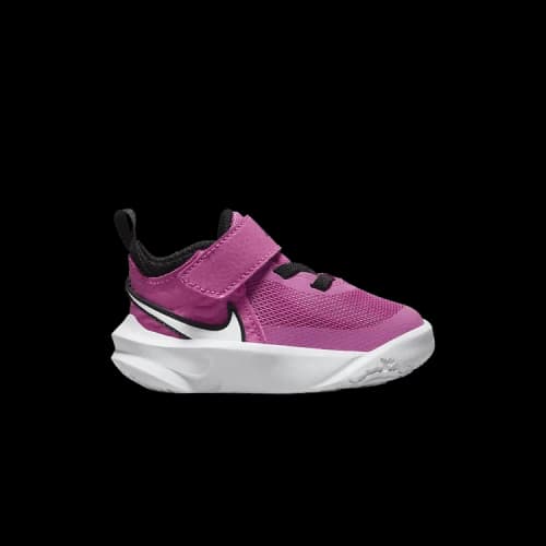 (TD) Nike Team Hustle D10 'Cosmic Fuchsia'
