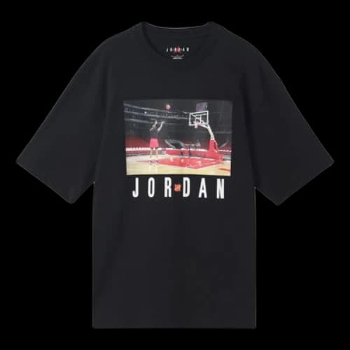 Air Jordan x Undefeated T-Shirt Asia Sizing 'Black'