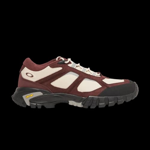 Oakley Sierra Terrain 'Grenache'