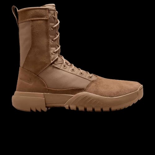 Nike SFB Air Field Ukiah 8" L Coyote