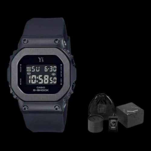 CASIO G-Shock Digital 'Black' (Women's)
