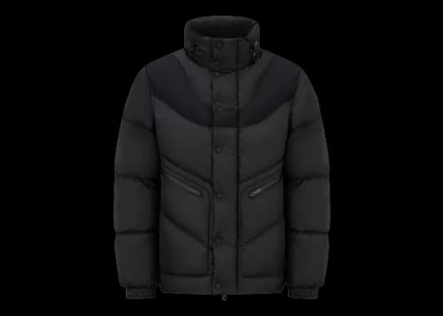 Moncler Iwaki Short Down Jacket Black