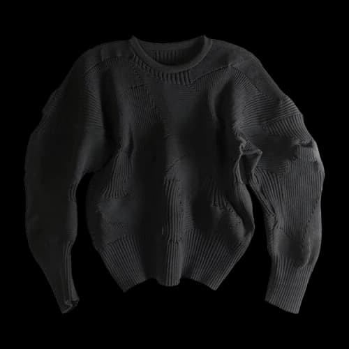 Issey Miyake Kone Kone Top 'Black'