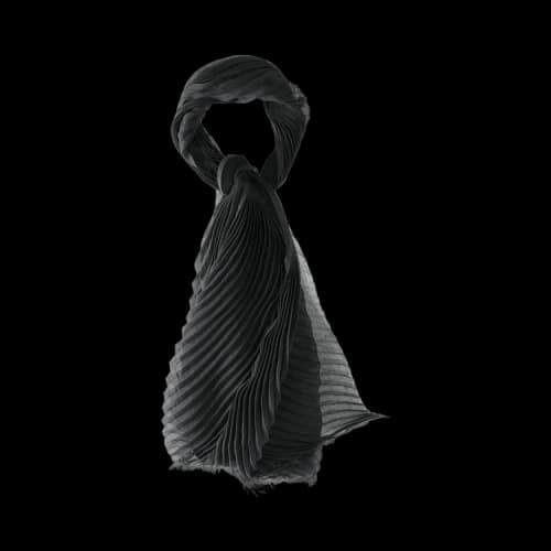 Issey Miyake Feather Ramie Pleats Stole 'Black'