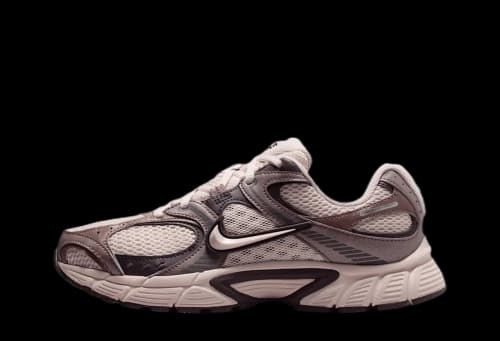 Nike V5 RNR SE 'Silt Red & Tattoo' (2026)