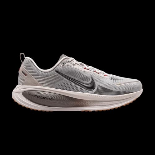 Nike Vomero 18 Now & Then Pack