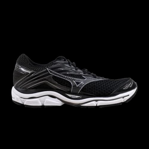 Mizuno Wave Enigma 6