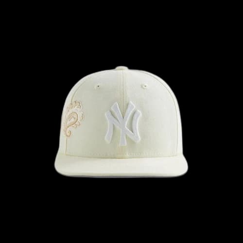 Kith & New Era For The New York Yankees Paisley 59Fifty Low Profile 'Sandrift'